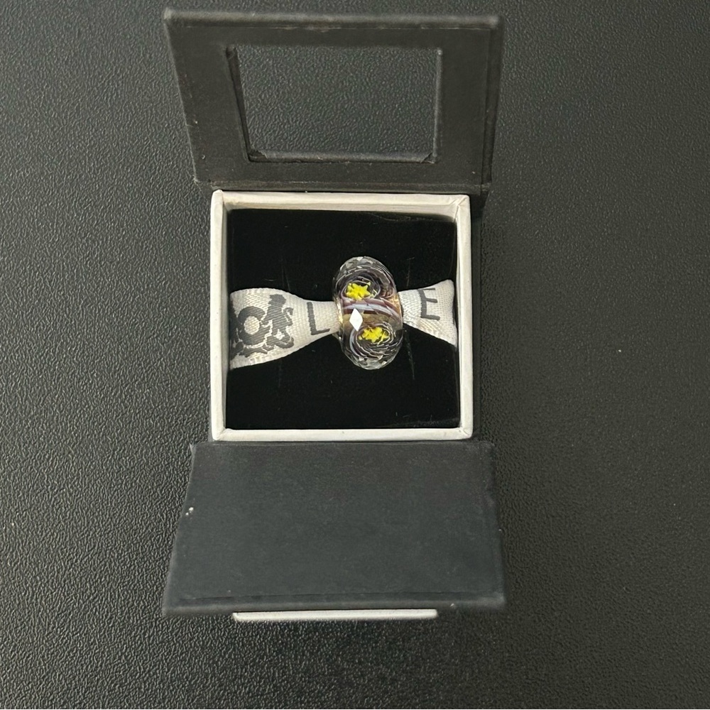 NEW Trollbeads “Hope” Facet Purple/Yellow Stars Glass Charm Bead (Retired 2019)